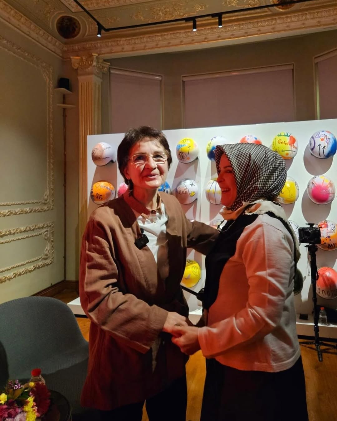 kalyon-kultur-arsıv-2024-subat-garip-ay-ebru-atolyesi-Hayat-Nur-Artıran-card.jpg