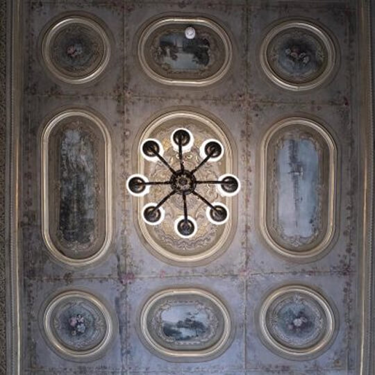 kalyon-kultur-nisantası-tas-konak-galeri-2.jpg